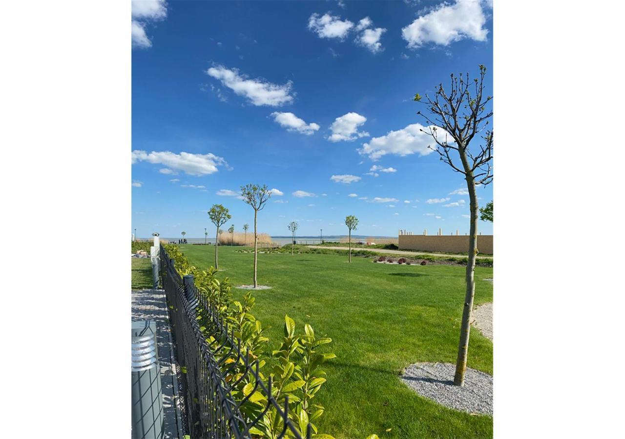 Royal 27 Apartman Keszthely Esterno foto